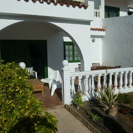 Costa Antigua Apartment *